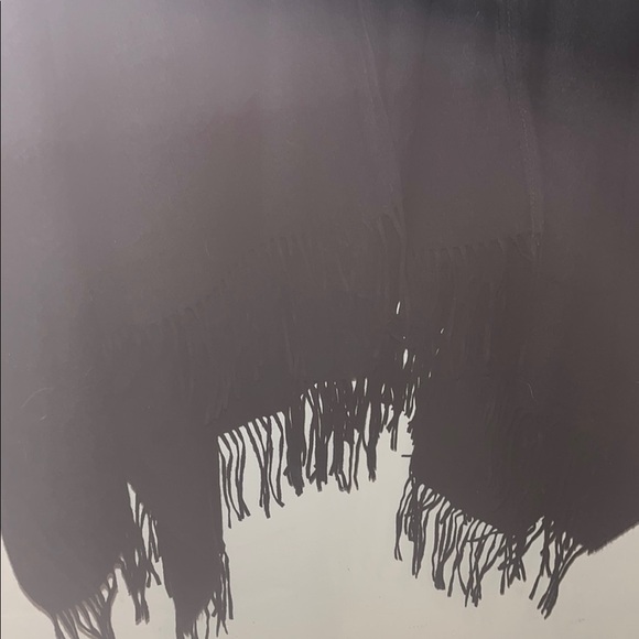 Worthington one size open Black Fringe Poncho / preowned - Picture 2 of 4